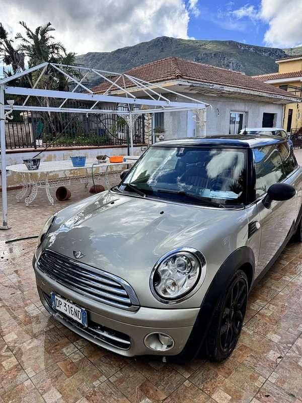 Usata Mini Cooper Coupé Pepper 109 CV (80 kW) 2008 Grigio Coupé