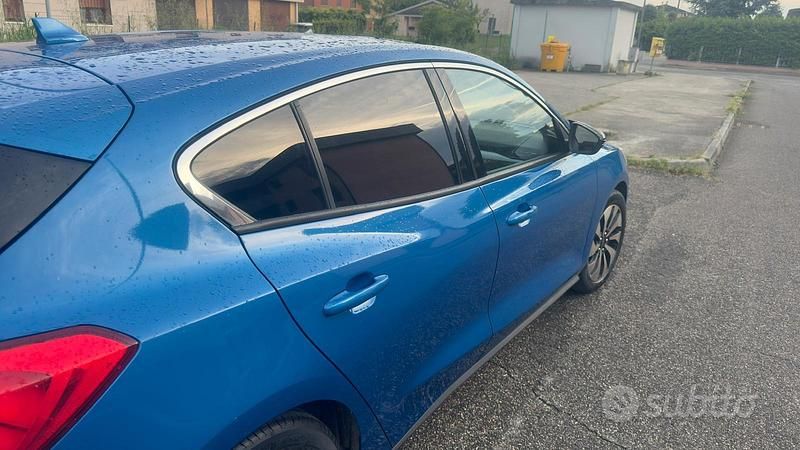 Usata Ford Focus Business Edition 125 CV (91 kW) 2019 Blu Berlina