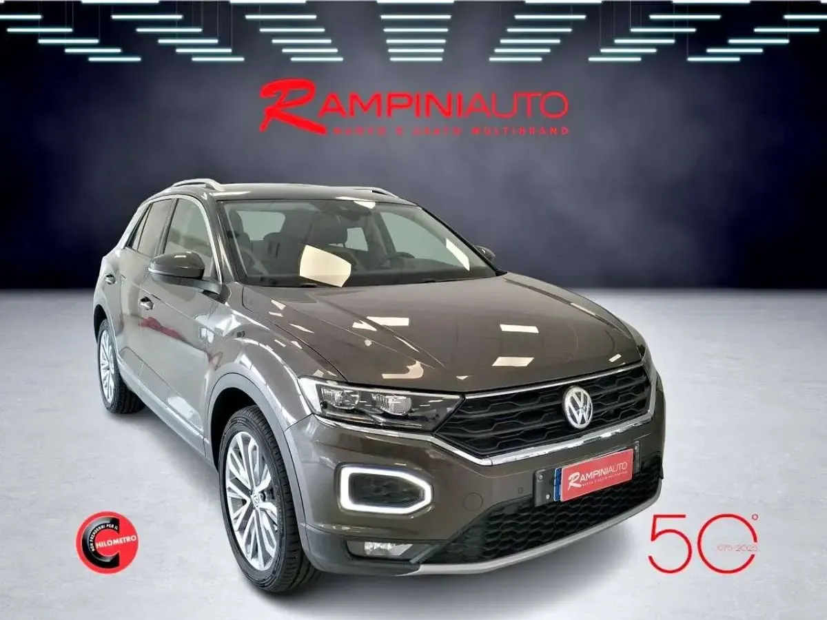 Usata VW T-Roc 150 CV (110 kW) 2018 Marrone SUV