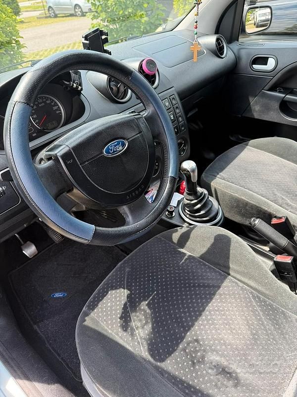 Usata Ford Fiesta 2006 Berlina