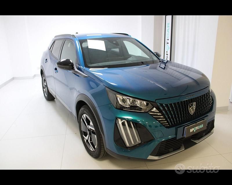 Usata Peugeot 2008 Allure 131 CV (96 kW) 2025 Blu SUV