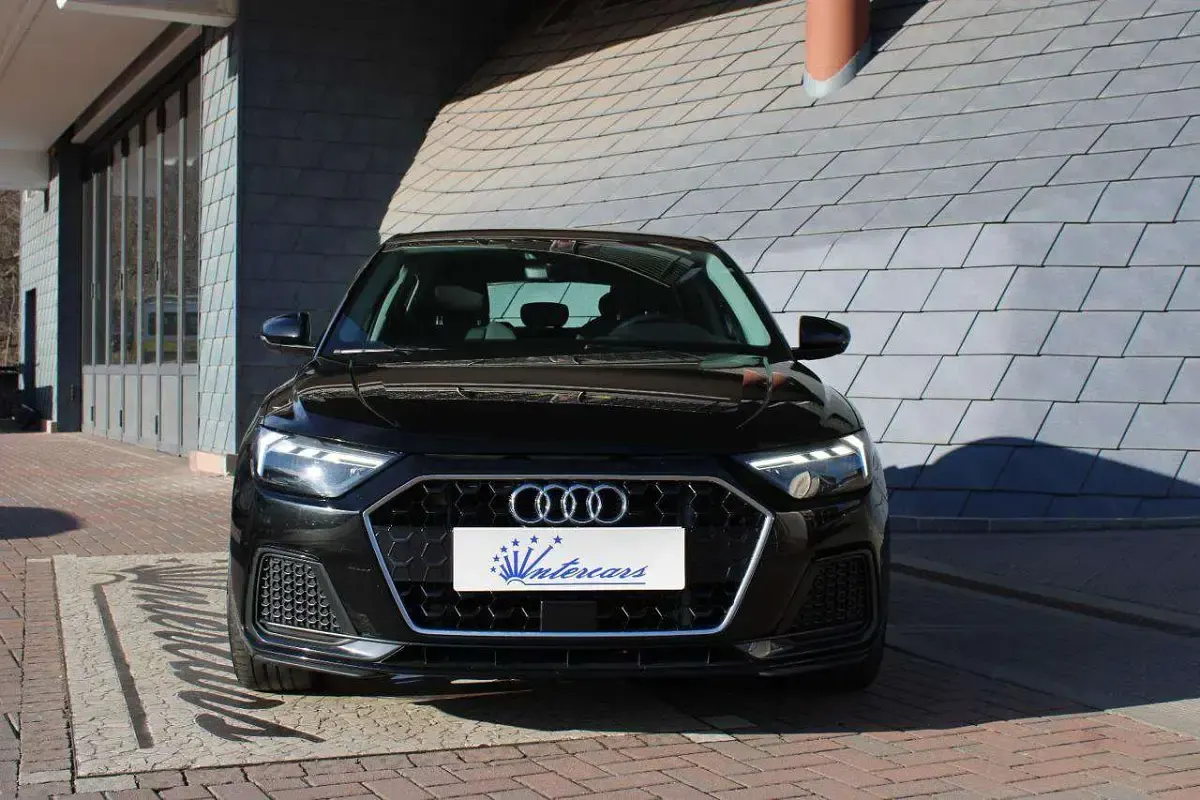 Usata Audi A1 150 CV (110 kW) 2019 Nero SUV