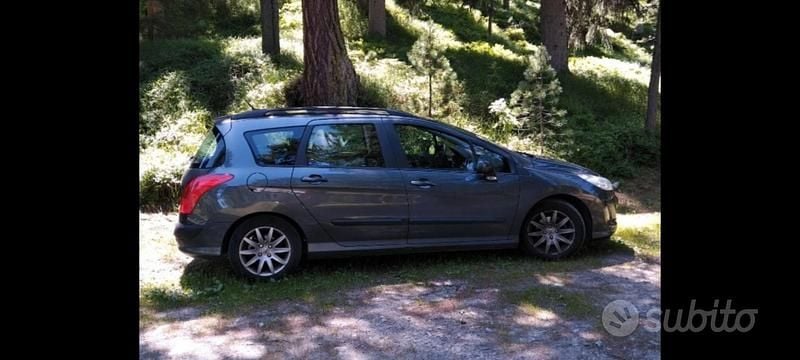 Usata 2010 Peugeot 308 SW Station wagon | 3000 € - Immagine 1/3