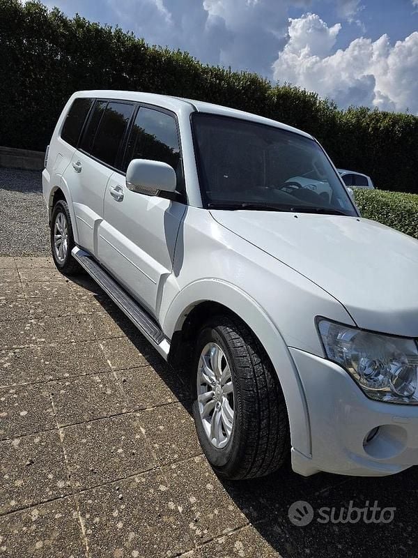 Usata Mitsubishi Pajero 2014 Bianco SUV