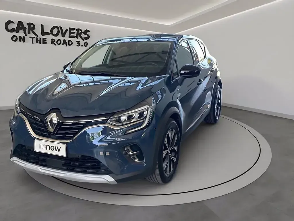 Begagnad Renault Captur Techno 145 HK (106 kW) 2023 SUV
