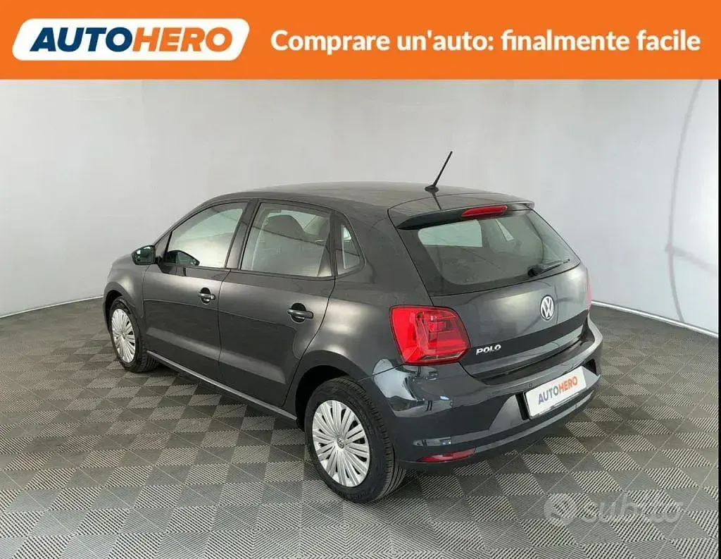 Usata VW Polo Comfortline 75 CV (55 kW) 2017 Grigio Berlina