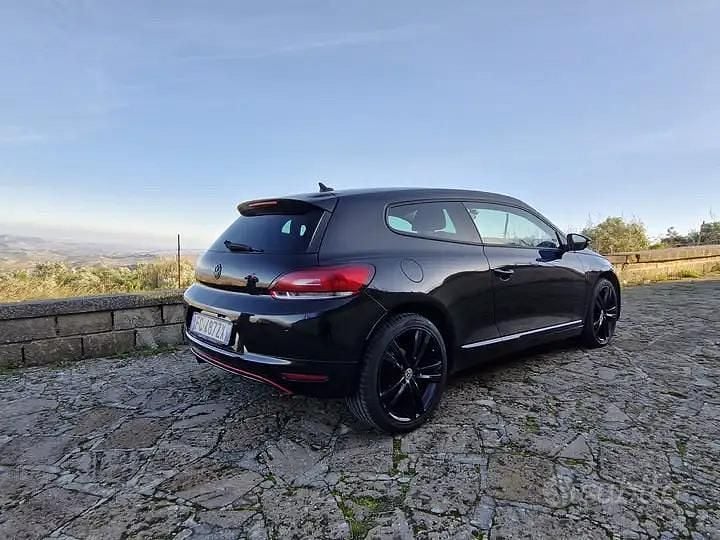Usata VW Scirocco 122 CV (89 kW) 2011 Nero Coupé