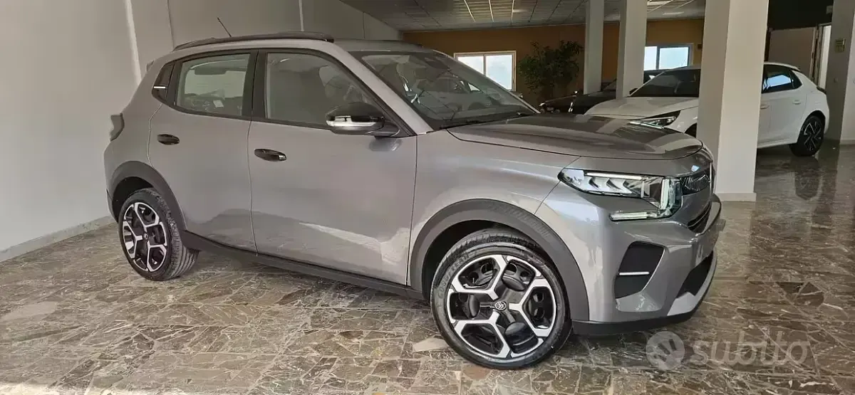 Nuova Citroën C3 PureTech 100 CV (73 kW) 2026 Grigio SUV
