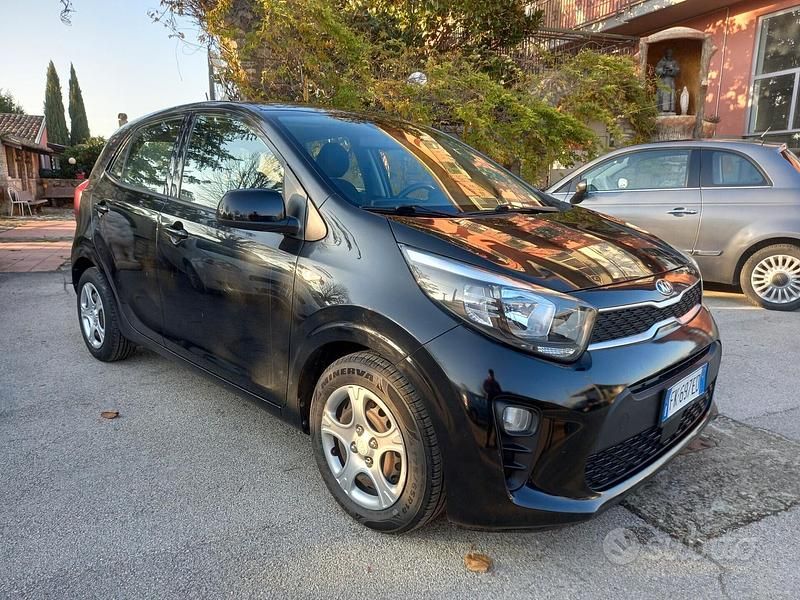 Usado Kia Picanto 67 CV (49 kW) 2017 Negro Utilitario