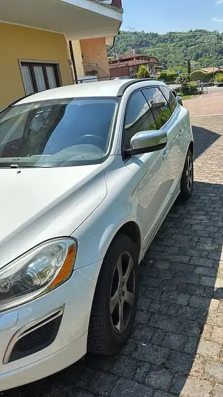Usata Volvo XC60 R-Design 163 CV (119 kW) 2011 SUV