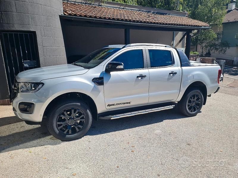 Usata Ford Ranger Wildtrack 213 CV (156 kW) 2022 Grigio Pick-up