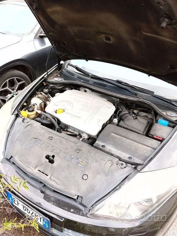 Usata Renault Laguna Coupé 150 CV (110 kW) 2010 Nero Coupé