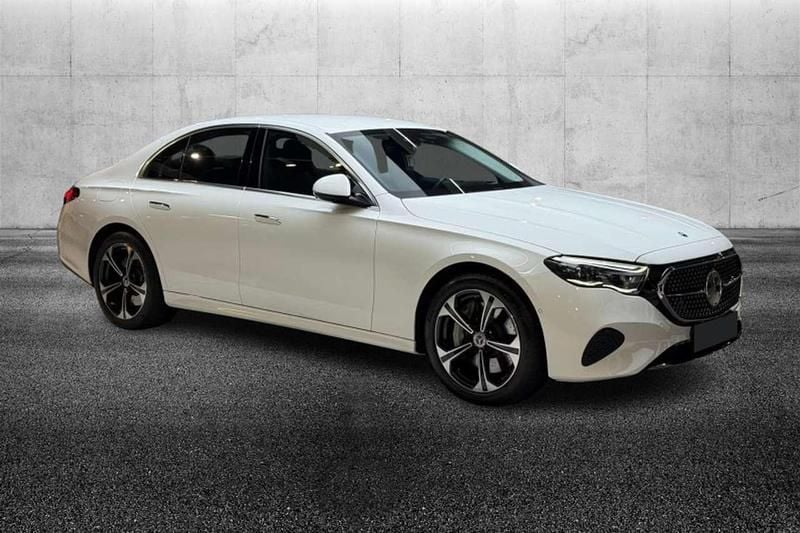 Usata Mercedes E300 Advanced Plus 313 CV (230 kW) 2023 Bianco Berlina