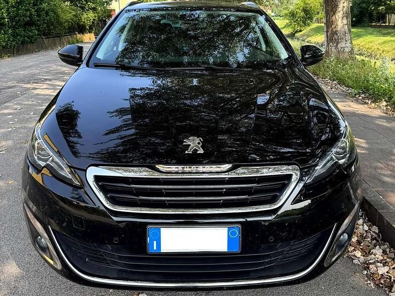 Usata Peugeot 308 Allure 116 CV (85 kW) 2015 Nero Station wagon