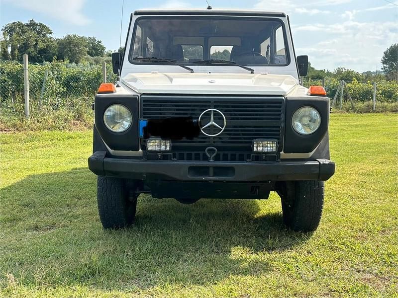 Usata Mercedes G280 156 CV (114 kW) 1981 Bianco SUV