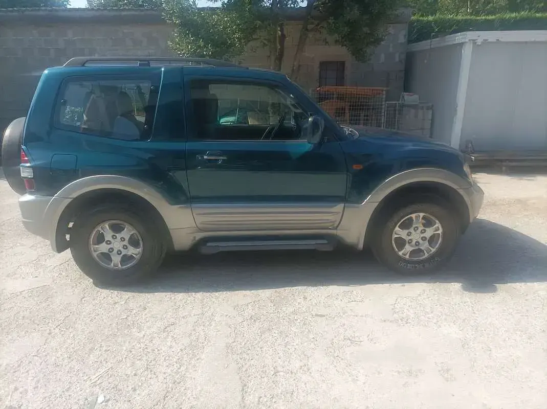 Usata Mitsubishi Pajero Sport 99 CV (72 kW) 2001 SUV