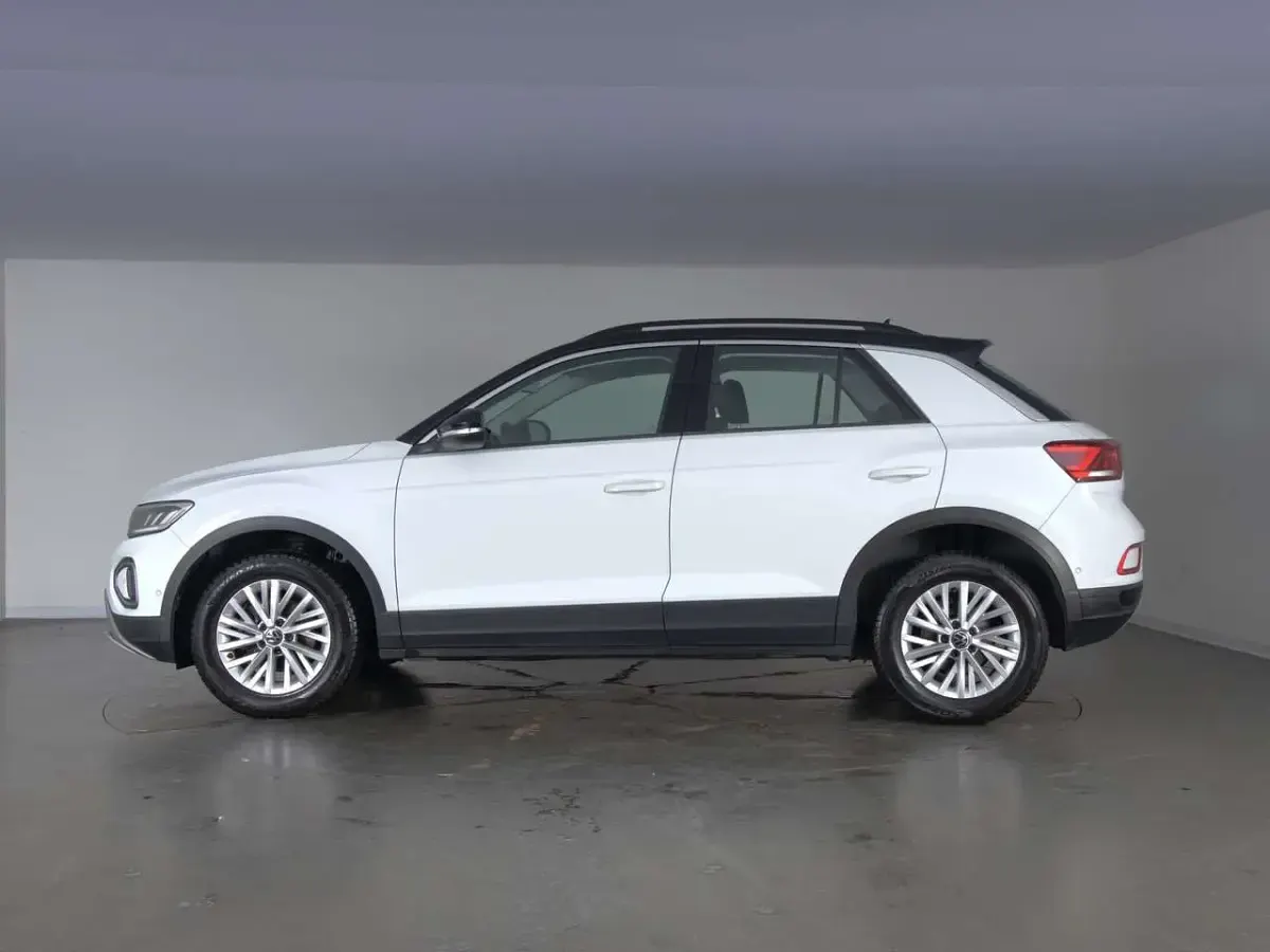 Usata VW T-Roc Life 110 CV (80 kW) 2022 Bianco SUV