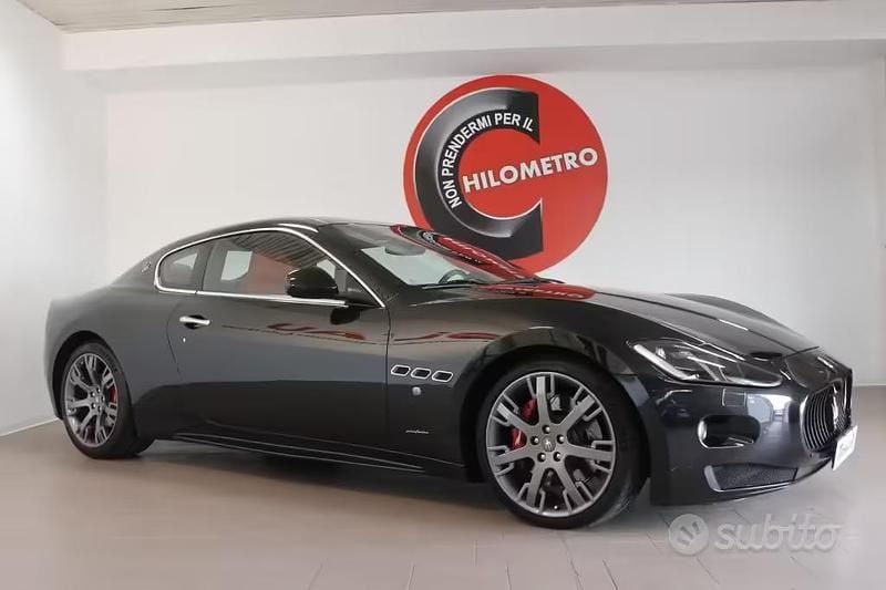Usata Maserati Granturismo 440 CV (323 kW) 2011 Nero metallizzato Coupé
