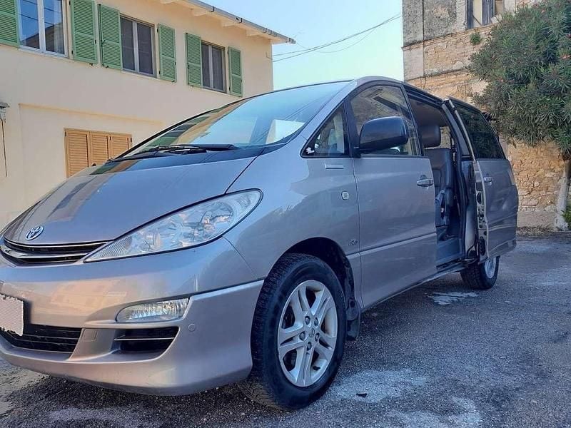 Usata 2005 Toyota Previa Monovolume | 4000 € - Immagine 1/4