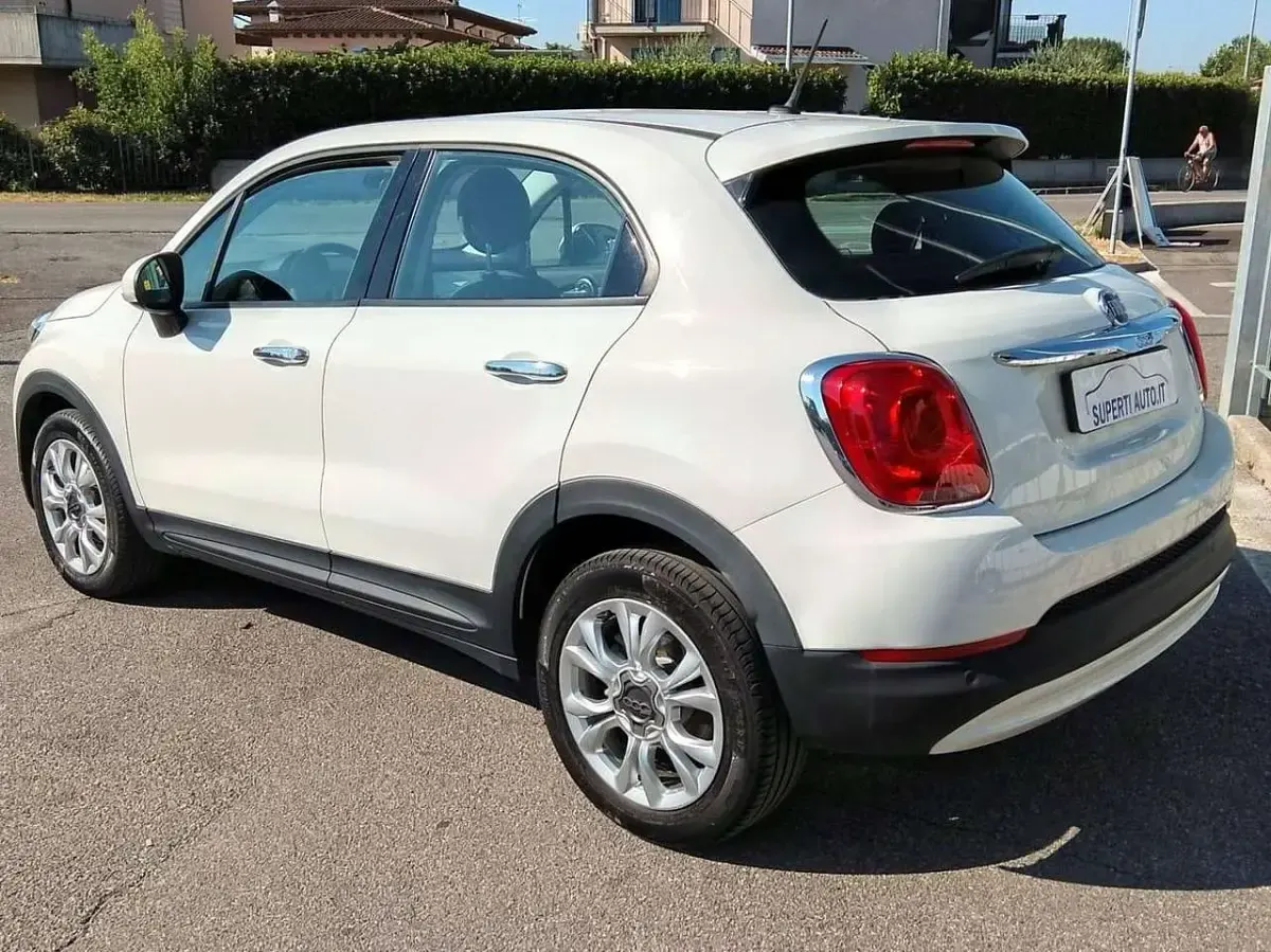 Usata Fiat 500 Lounge 120 CV (88 kW) 2015 Bianco Station wagon