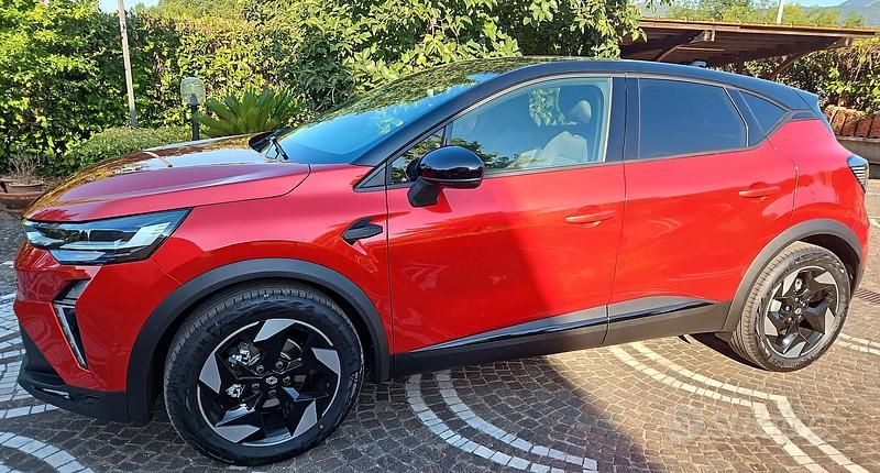 Occasion Renault Captur 101 ch (74 kW) 2025 Rouge SUV