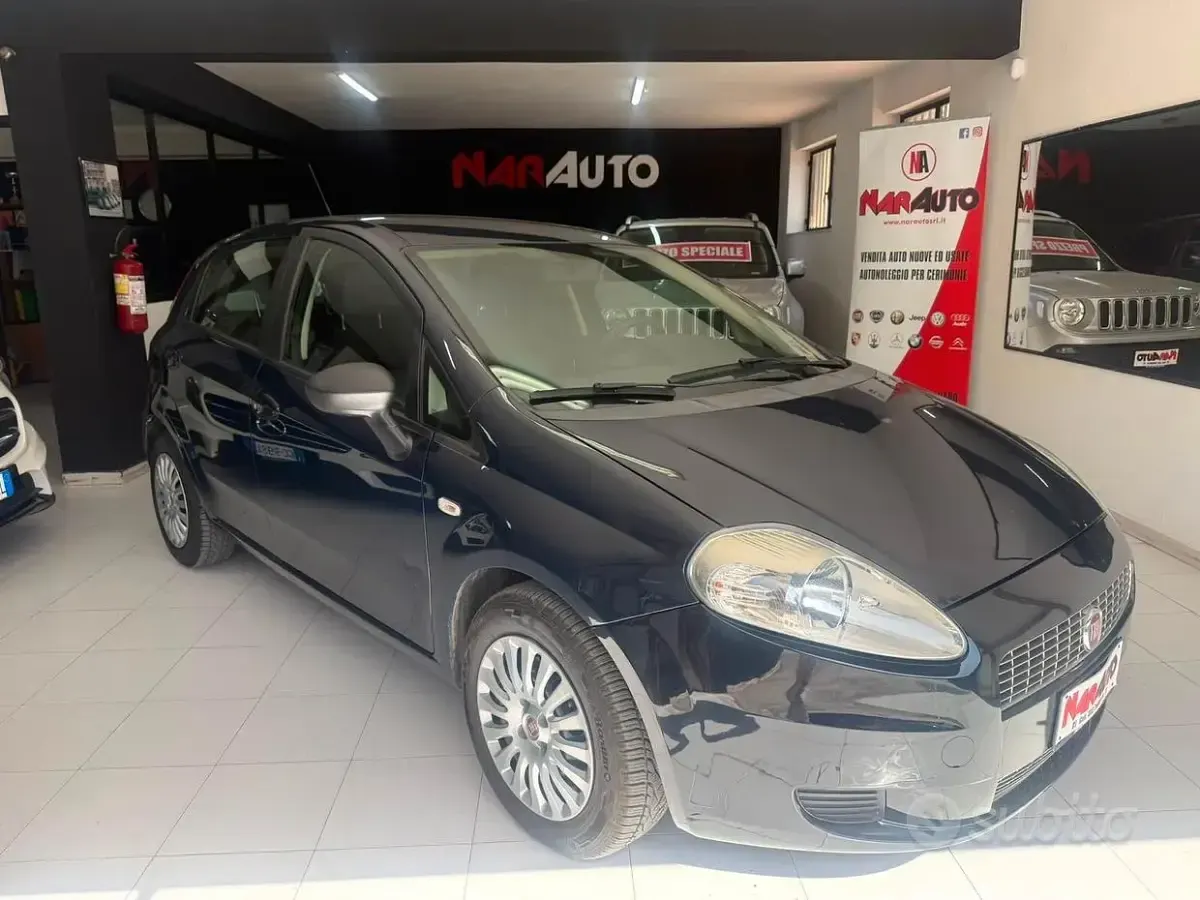 Usata Fiat Grande Punto 90 CV (66 kW) 2009 Utilitaria