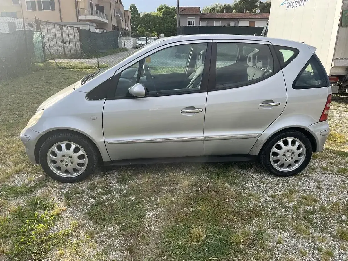 Usata Mercedes A170 Elegance 95 CV (69 kW) 2002 Grigio Berlina