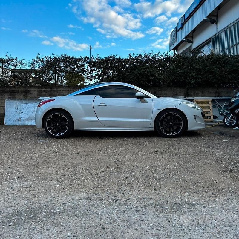 Usata Peugeot RCZ 200 CV (147 kW) 2012 Bianco Coupé