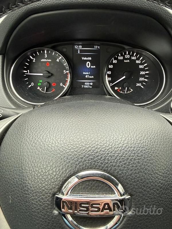 Usata Nissan Qashqai N-Connecta 115 CV (84 kW) 2016 Bianco SUV