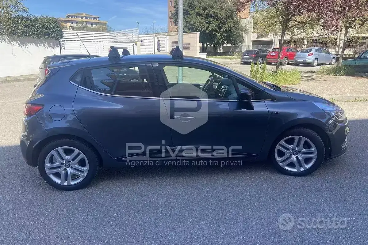 Usata Renault Clio 75 CV (55 kW) 2018 Grigio Utilitaria
