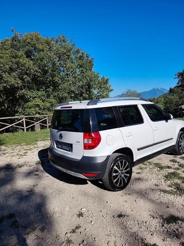 Usata Skoda Yeti 2012 Bianco SUV