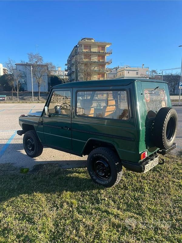 Usata Mercedes G240 72 CV (52 kW) 1982 Verde SUV