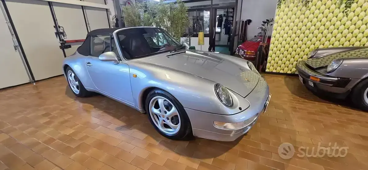 Usata Porsche 911 Carrera Cabriolet 272 CV (200 kW) 1995 Cabrio