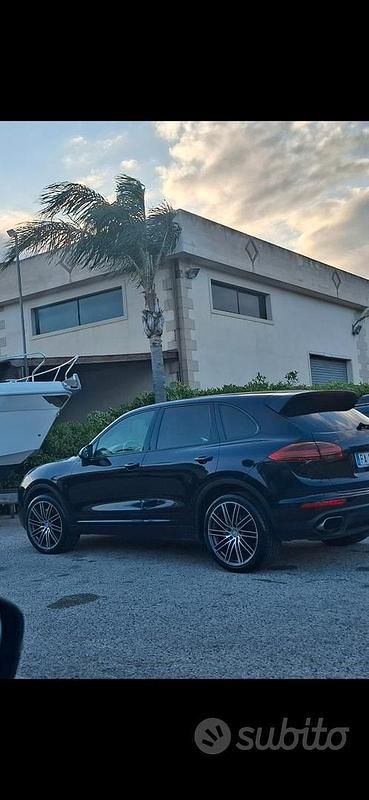 Usata Porsche Cayenne 250 CV (183 kW) 2015 SUV