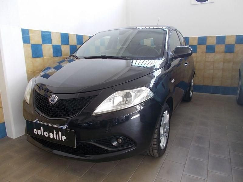 Usata Lancia Ypsilon S 95 CV (69 kW) 2018 Nero Utilitaria