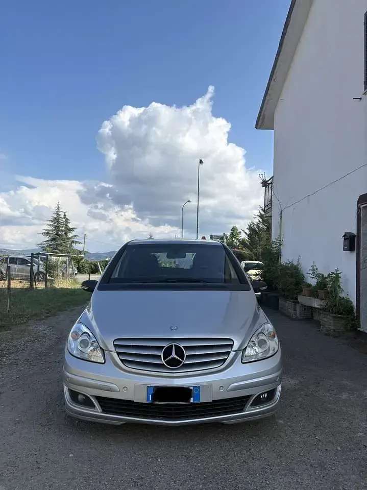 Usata Mercedes B180 109 CV (80 kW) 2007 Other Monovolume