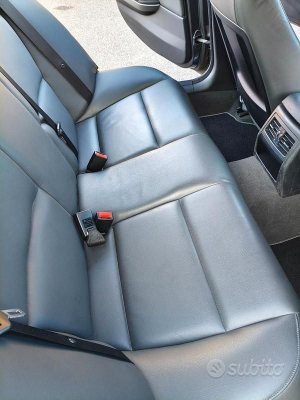 Usata BMW 320 Efficient Dynamics 163 CV (119 kW) 2005 Grigio Berlina