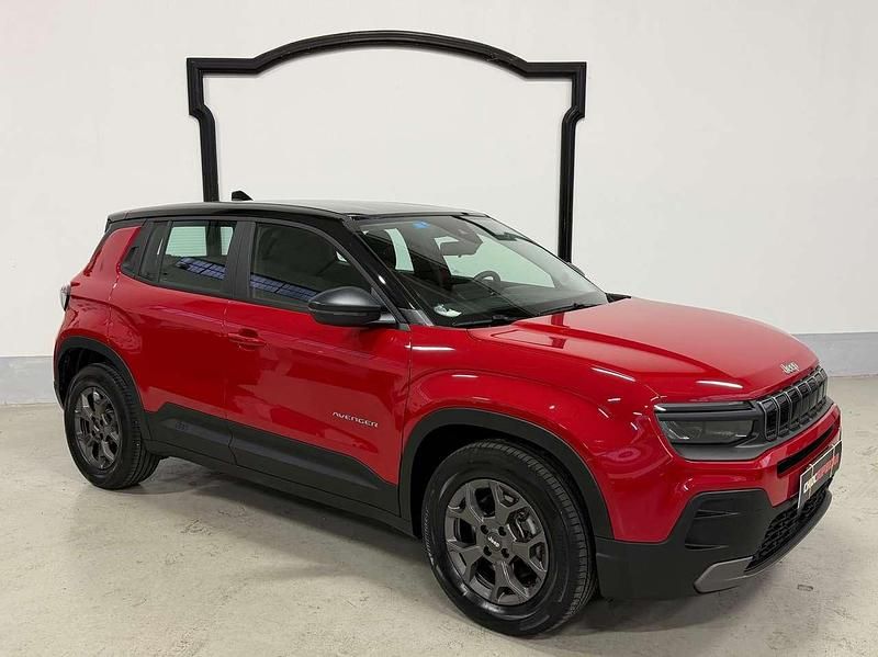 Usata Jeep Avenger EV Altitude 61 kW (84 CV) 2023 Rosso SUV