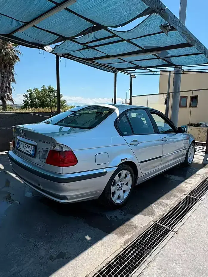 Usata BMW 320 136 CV (100 kW) 2001 Grigio Berlina