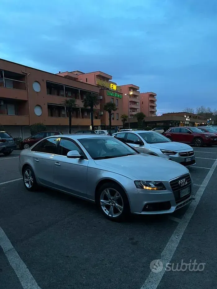 Usata Audi A4 Advanced 143 CV (105 kW) 2008 Grigio Berlina