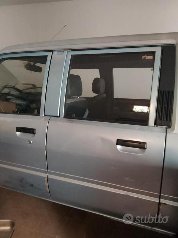 Usata Toyota HiLux 97 CV (71 kW) 1989 Pick-up