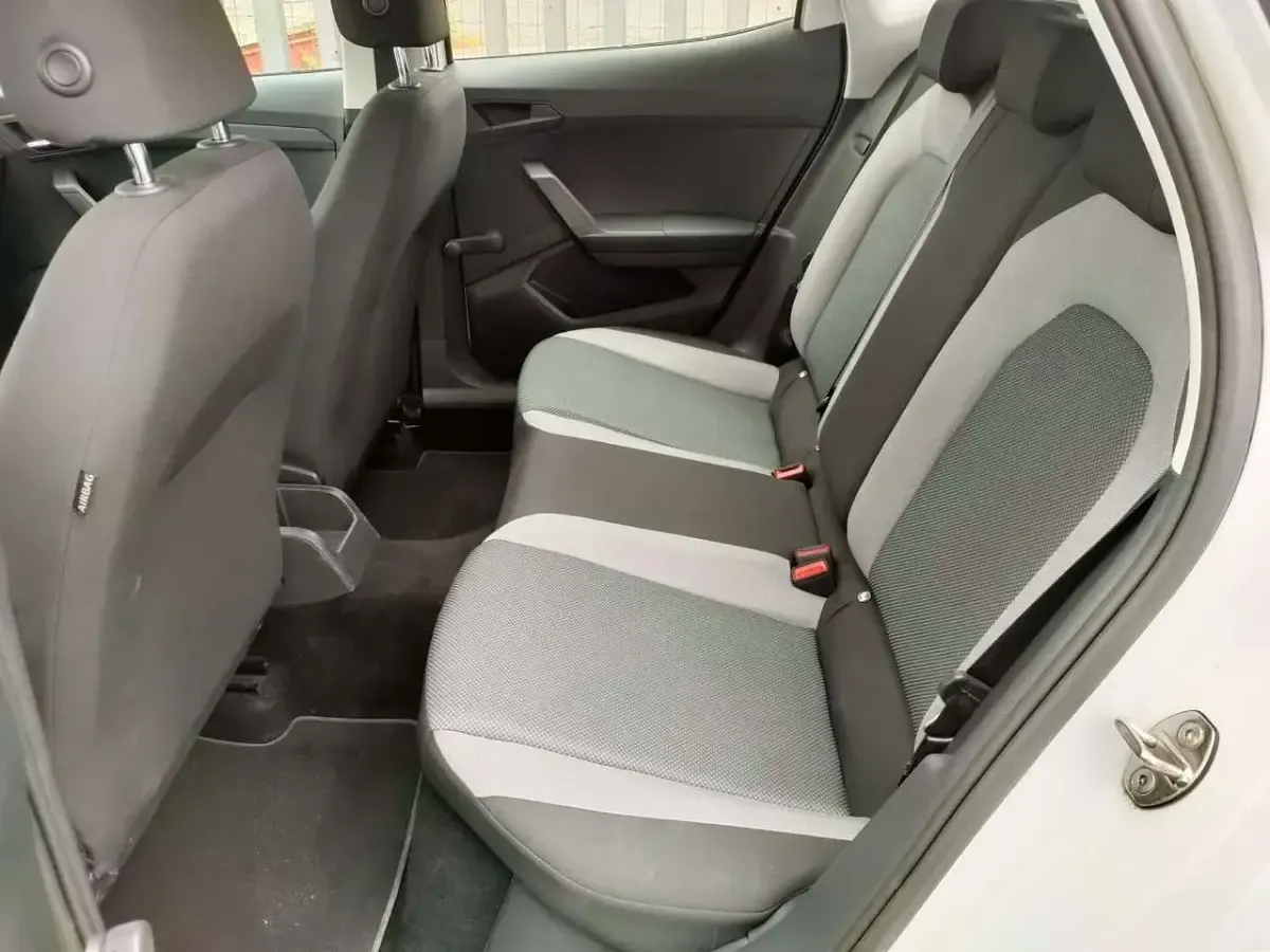 Second-hand Seat Ibiza Business 90 CP (66 kW) 2021 Alb Hatchback