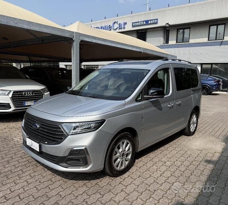 Usata Ford Tourneo Connect 2024 Grigio Monovolume