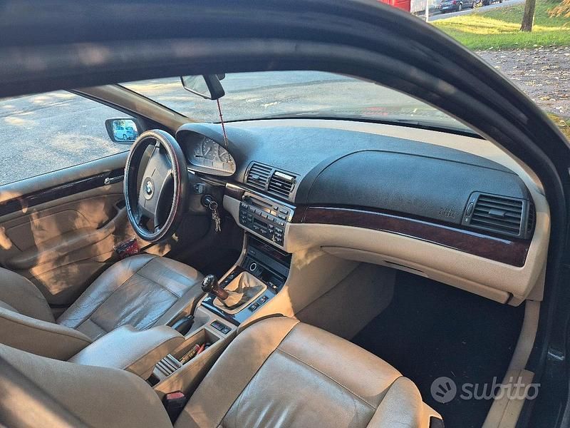 Usata BMW 320 150 CV (110 kW) 2003 Nero Berlina