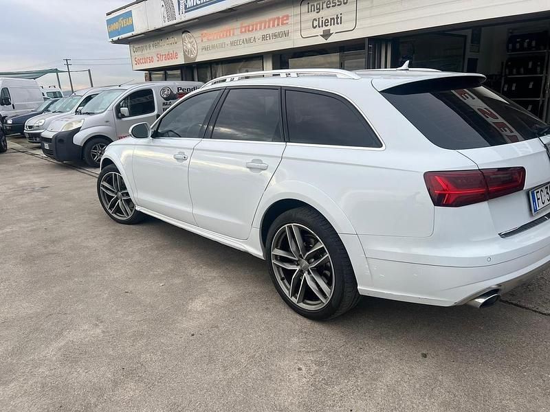 Usata Audi A6 Allroad Business Plus 271 CV (199 kW) 2016 Bianco Station wagon