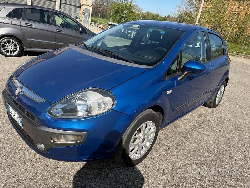 Usata Fiat Punto Evo Emotion 77 CV (56 kW) 2009 Blu Utilitaria