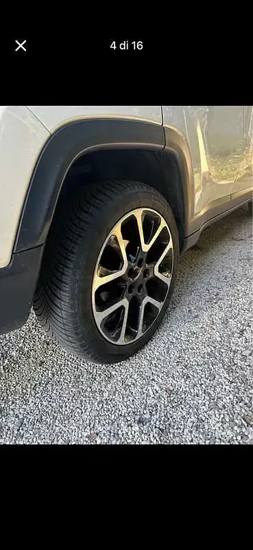 Usata Jeep Compass Limited 140 CV (102 kW) 2019 Bianco SUV