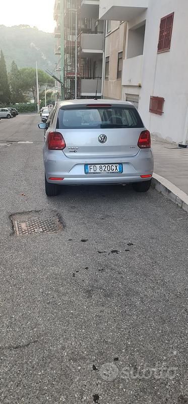 Usata VW Polo 85 CV (62 kW) 2016 Grigio Utilitaria