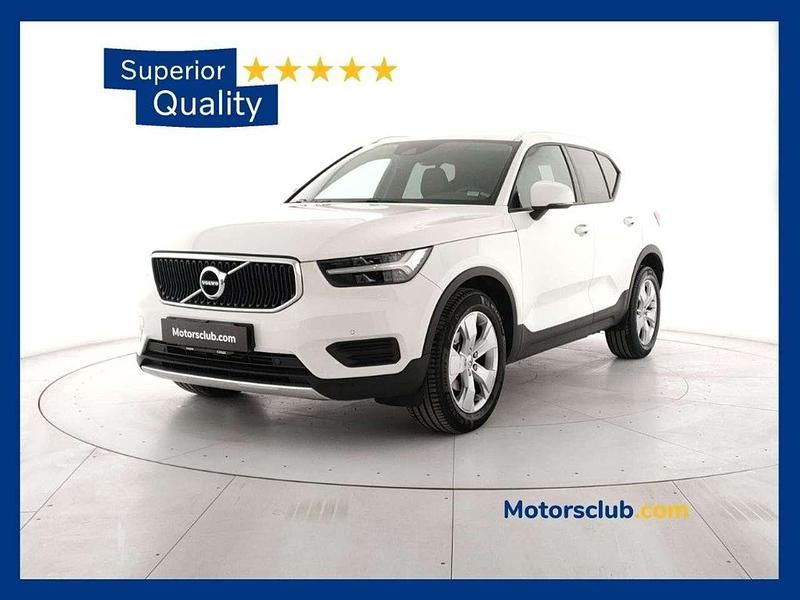 Usata Volvo XC40 Momentum 156 CV (114 kW) 2018 Bianco SUV