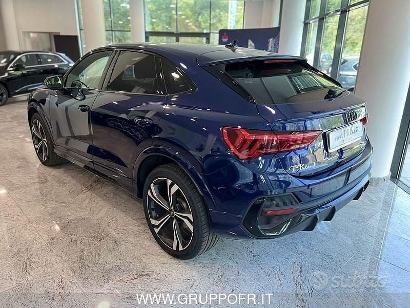 Usata Audi Q3 Comfort 150 CV (110 kW) 2024 Blu SUV